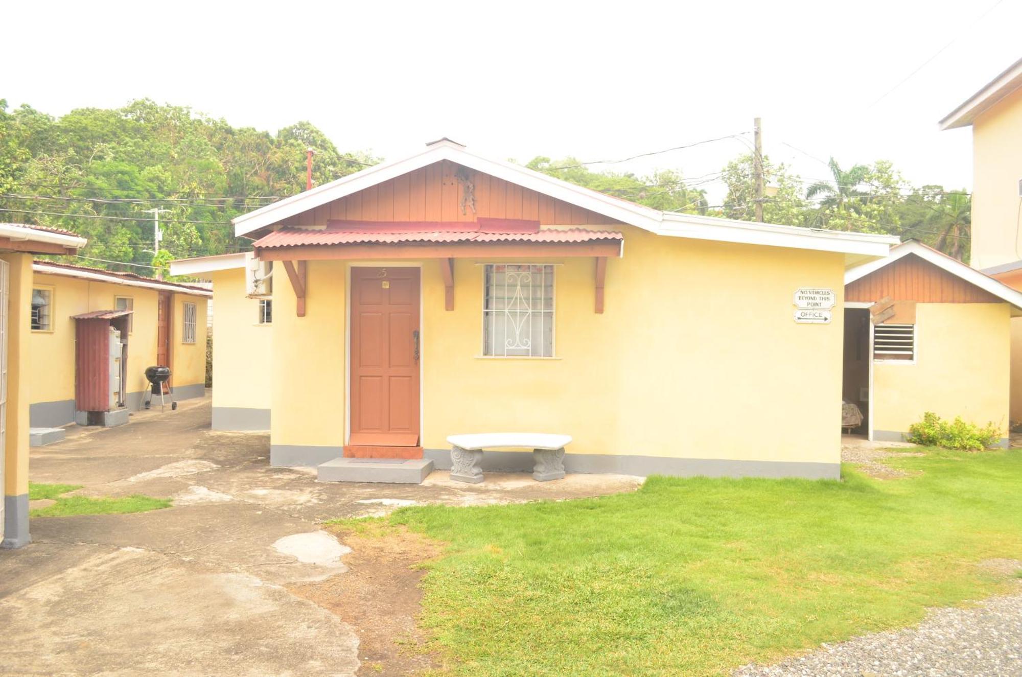 Little Shaw Park Guest House Ocho Rios Exteriér fotografie